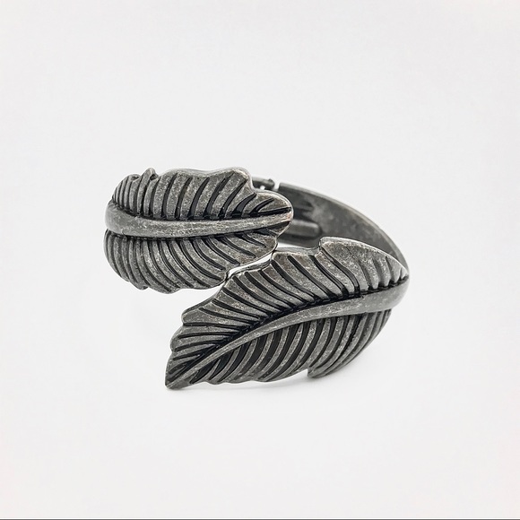 Vintage Feather Cuff Bracelet Statement Silver Pewter Toned - Picture 2 of 9